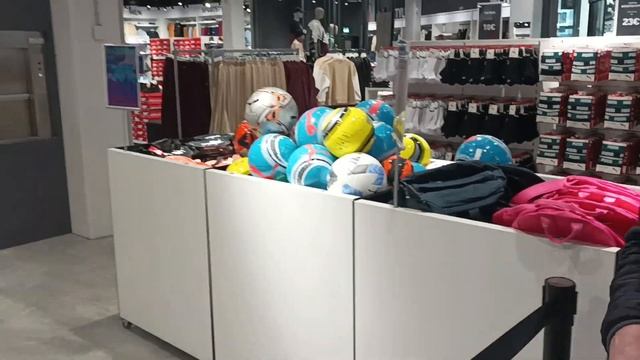 Пума аутлет Херцогенаурах - 21.11.2023