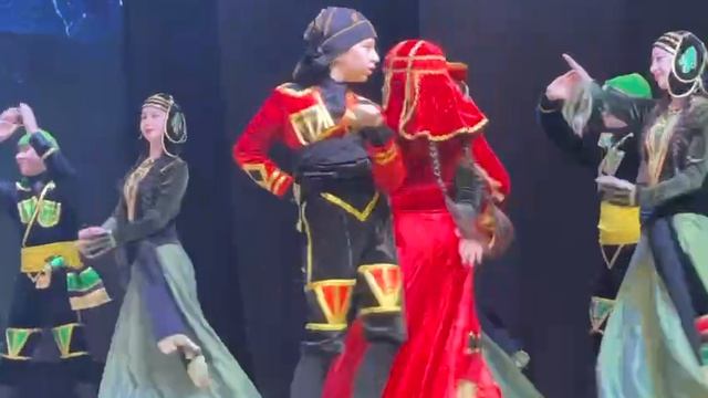 Выступает образцовый коллектив Ансамбль кавказского танца «Казбек»