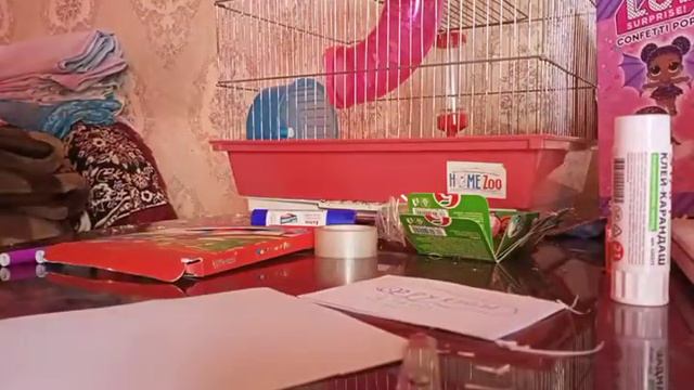Как сделать бумажный сюрприз?ответ сдесь