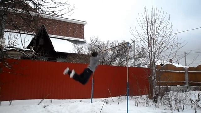 Перемах двумя ноги врозь