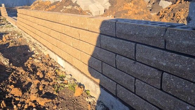 Кладка цокольной части дома от СК "СтройАвтор".