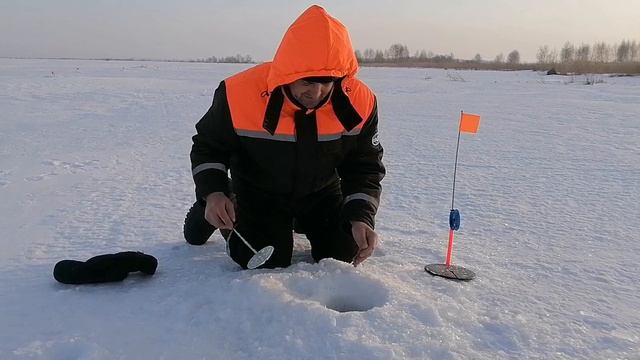 Зимняя рыбалка. Рыбалка на жерлицы.