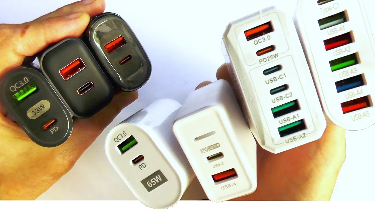 Ставим приборы в GAN зарядку от телефона.