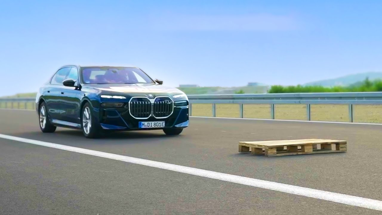 BMW 7 серии 2024 — демонстрация высокоавтоматизированного вождения