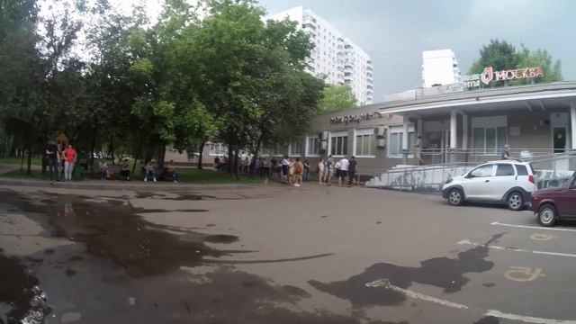 раньше стояли за колбасой, а теперь в "Документы"