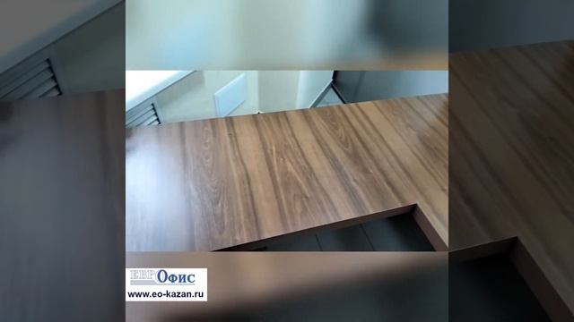 Шикарный кабинет руководителя ZENN c массивной столешницей