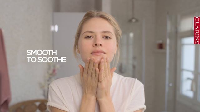 How to apply Calm-Essentiel Soothing Emulsion | Clarins