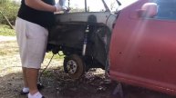 Seeing whats broken on the crashed mk4 Gti