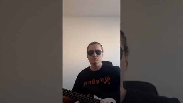 Что делать, когда купил бас.