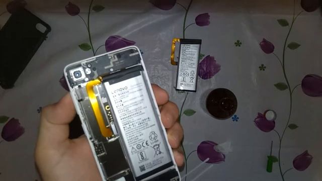 Замена батареи ZUK Z2