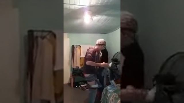 Электрик 200-го уровня.Прошуне повторять!!!!