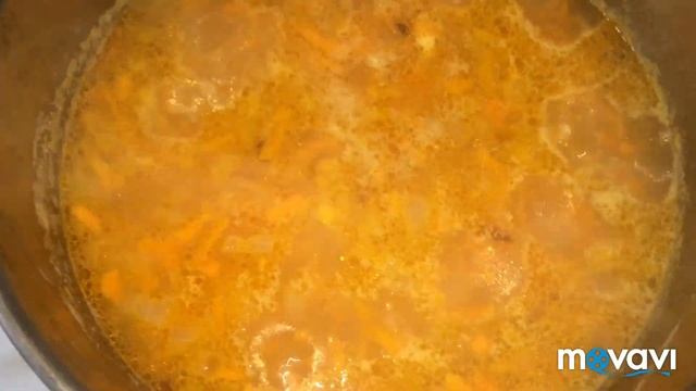 Зелёный борщ-суп.