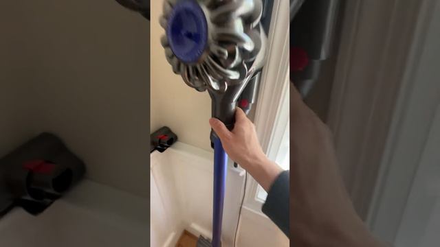 Dyson V8 with Wall Mounted Charging Dock