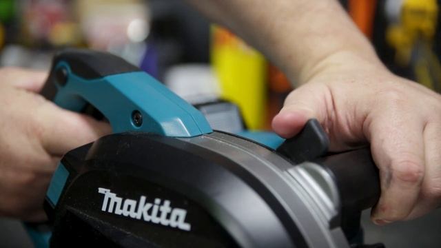 NEW Makita 40V Max Metal Cut Saw - CS002G