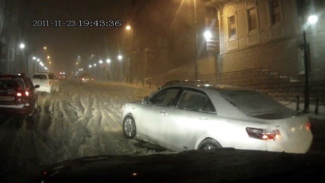 Снегопад Владивосток ноябрь 2011 Океанский проспект.MOV