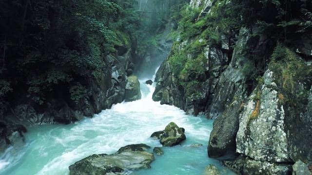 5 часов звуков тропического водопада в скалистых горах - Белый шум для сна, медитации