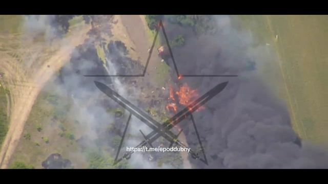 Барражирующий боеприпас 'Ланцет' уничтожает грузовик ВСУ во время выгрузки детонацией боекомплекта