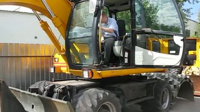 JCB JS 145W 2005 год