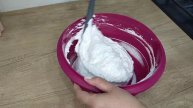 Маковый пирог с ягодами. Маковый меренговый торт. Пирог маковый қазақша. Маковый пирог с Кремчизом
