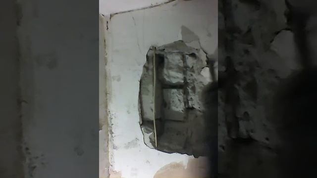 Монтаж щитка с счетчиком прихожей 06.03.2017
