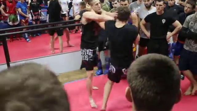 BRUTTO, Семинар Виталия Гуркова по Muay Thai в клубе «Легат». Киев, 26.12.2014