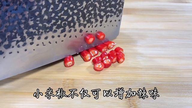 家常絲瓜炒肉片這樣做，絲瓜清脆爽口不發黃，肉片鮮香滑嫩，美味【阿光廚房】#絲瓜  #絲瓜炒肉 #家常菜  #簡單食補