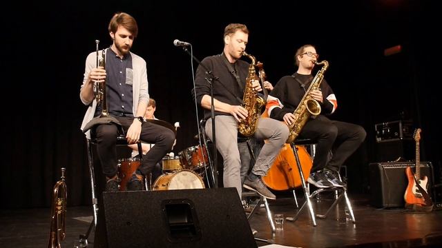 Sitting Horns at PJPJ Voorschoten