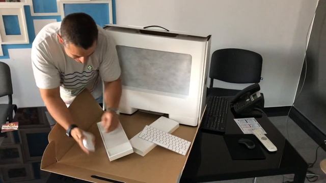iMac 21 Retina 2019 UNBOXING
