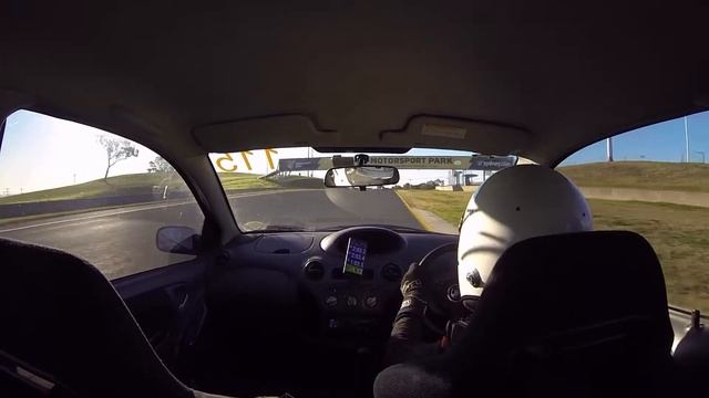 Sydney Motor Sport Park: Toyota Echo 2:01 - ARDC