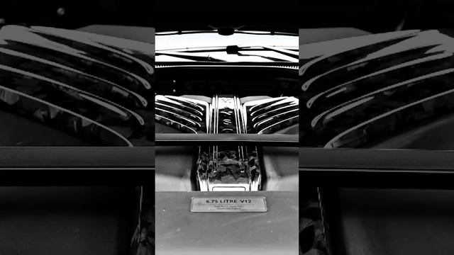 Rolls-Royse Phantom EWB By MANSORY V12