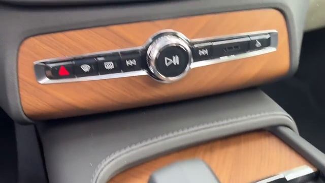 2023 Volvo XC90 Columbus, Dublin, Reynoldsburg, Wothington, New Albany V233141