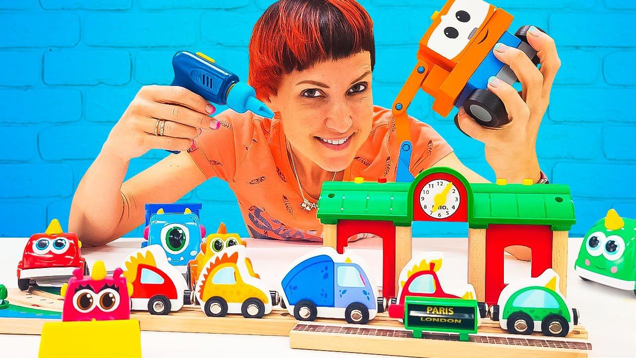 Собираем игрушки машинки с Машей Капуки Кануки  Конструктор для самых маленьких