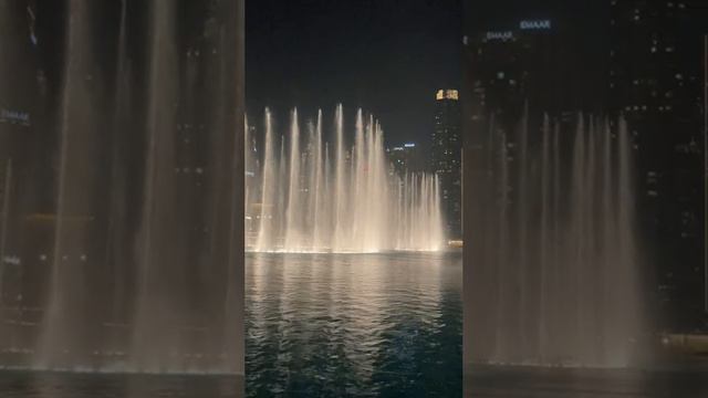 Дубаи. Поющий фонтан