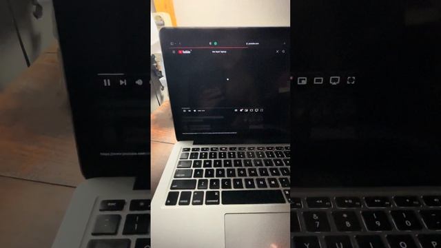 Macbook pro 2015 8/512GB