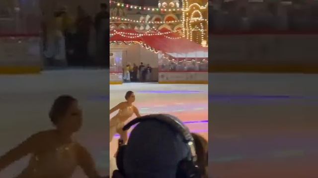 Камила Валиева на торжественном открытии ГУМ катка в Москве!/(28.11.22)