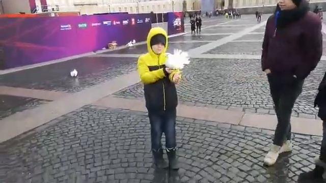 Ручные белые голуби!