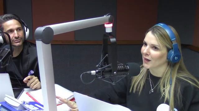 Ya no se dan detalles íntimos de parejas #FueraDeForma / (01.07.2021)
