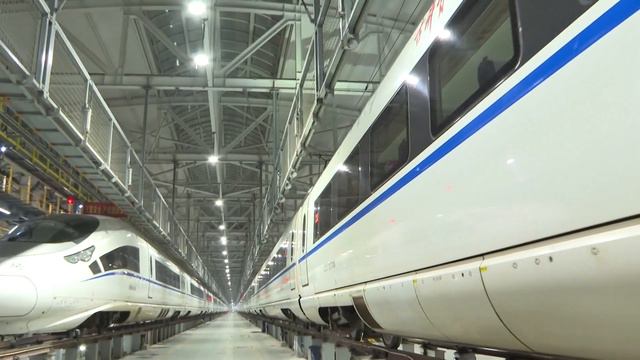 Высокоскоростные поезда Китая готовят к праздничному сезону