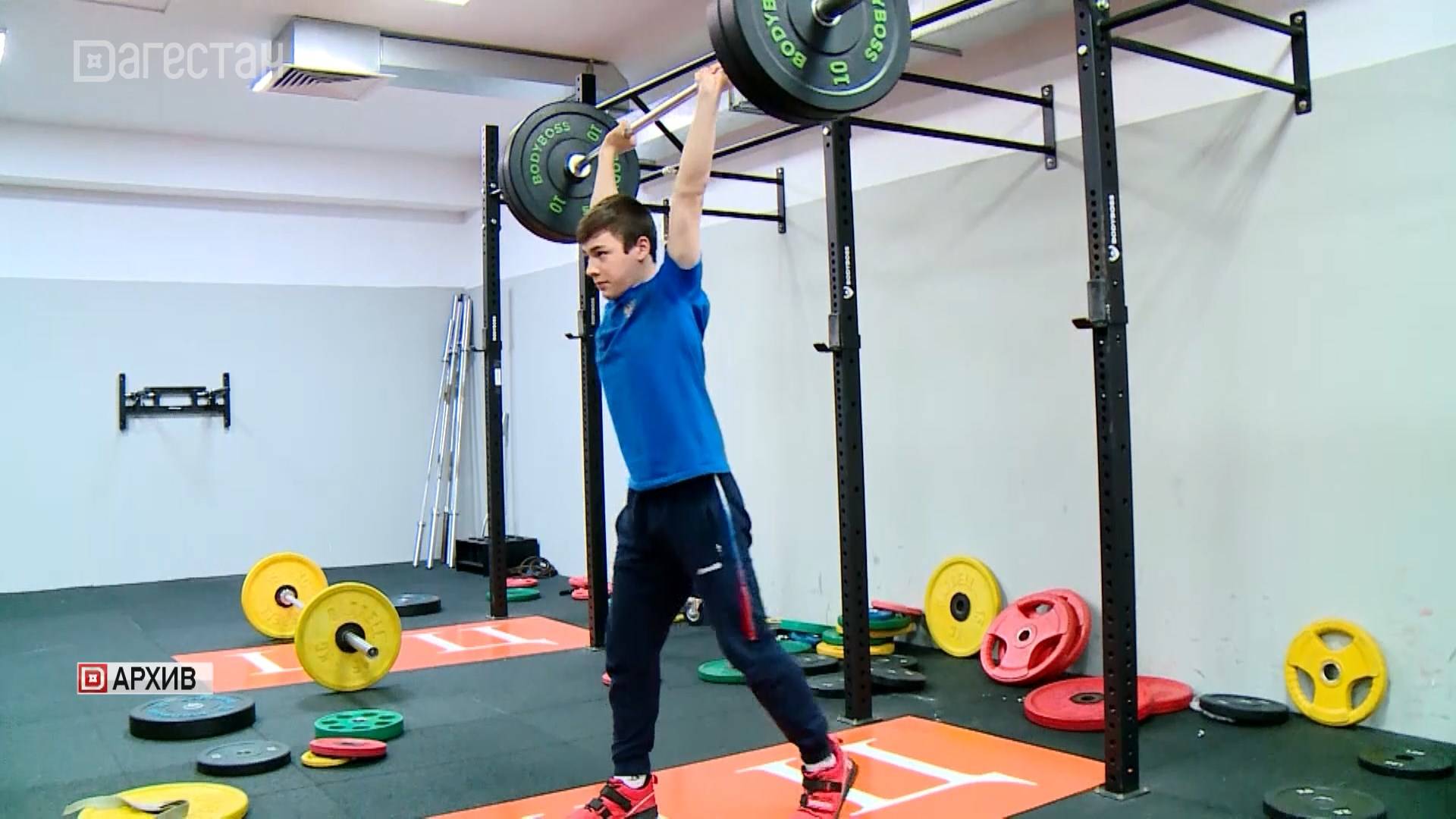 Три дагестанца отправились на тренировочные сборы юношеской сборной России по тяжёлой атлетике