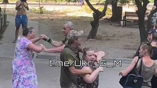 Обстановка город Днепропетровск
ТЦКашники совместно с полицаями пытаются похитить очередного ухилянт