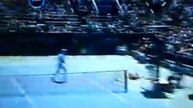 Gael Monfils hits curved winner against Richard Gasquet in 2010 US Open