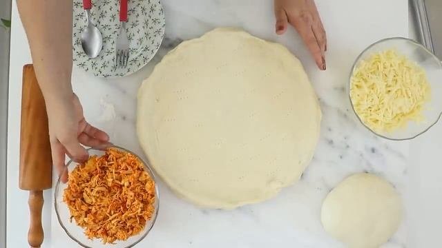A MELHOR E MAIS FÁCIL RECEITA DE SALGADO QUE VOCÊ JÁ FEZ - TORTA PIZZA DE FRANGO - Dika da Naka