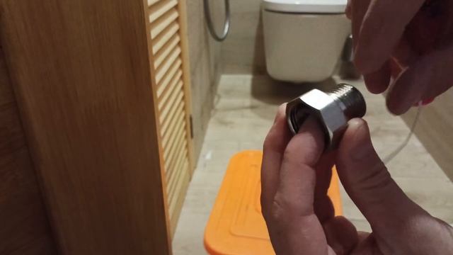Как намотать сантех нить и заменить прокладки на счетчике воды #Нитьtangitunilock