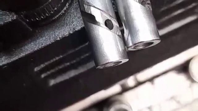 Які запчастини бувають в оригінальній топливній мтз УТН.