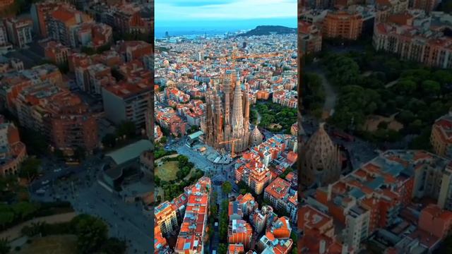 Барселона, Испания 🇪🇸храм Святого Семейства — строящаяся с 1882 года.