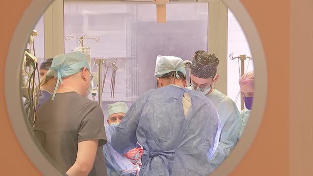 Военные врачи провели уникальную операцию по извлечению натовской пули из сердца