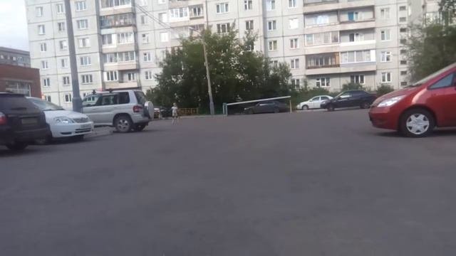беззубая тарара на роликах