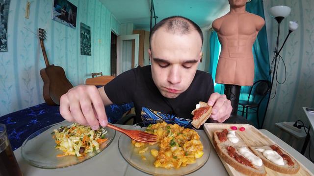 МУКБАНГ НАРЕЗКИ ЛУШЕЕ - КАБАЧКИ ТУШЕНЫЕ РАГУ / БУТЕРБРОДЫ / САЛАТ / MUKBANG АСМР 15. 09. 2024