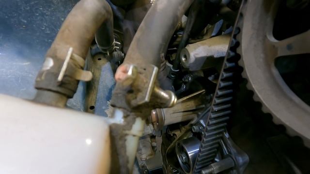 Majster naprawia - wymiana rozrządu Suzuki Baleno 1.6 4x4, miało być tanio wyszło jak zwykle.
