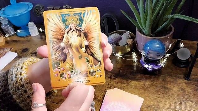 Archangel Fire Oracle  Unboxing and Flip Through